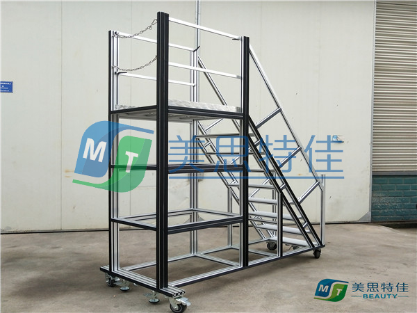 55度2.5米移動式防撞登高梯5.jpg